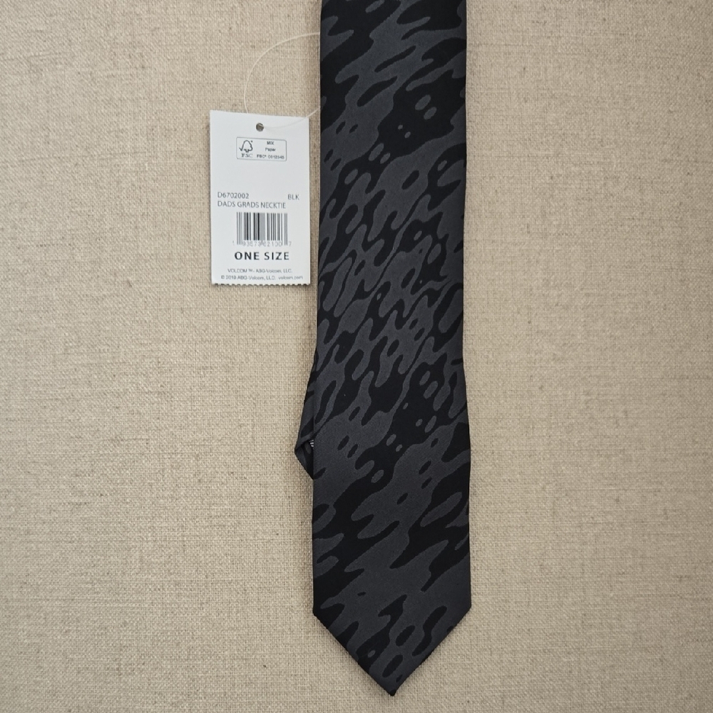 Volcom Black Slim Tie With Subtle Pattern - image 2